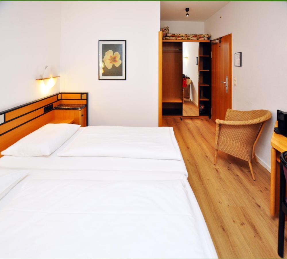 Hotel Waldperlach By Blattl 3*
