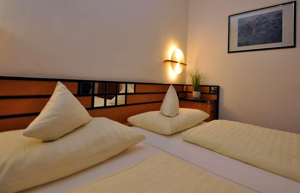 Waldperlach By Blattl Hotel München