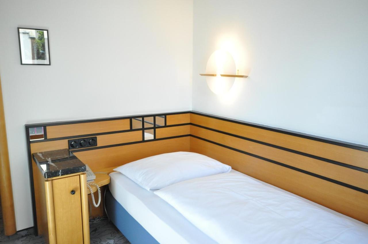 Hotel Waldperlach By Blattl München