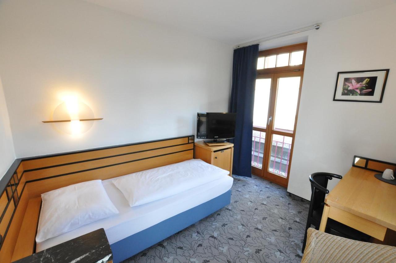 Hotel Waldperlach By Blattl